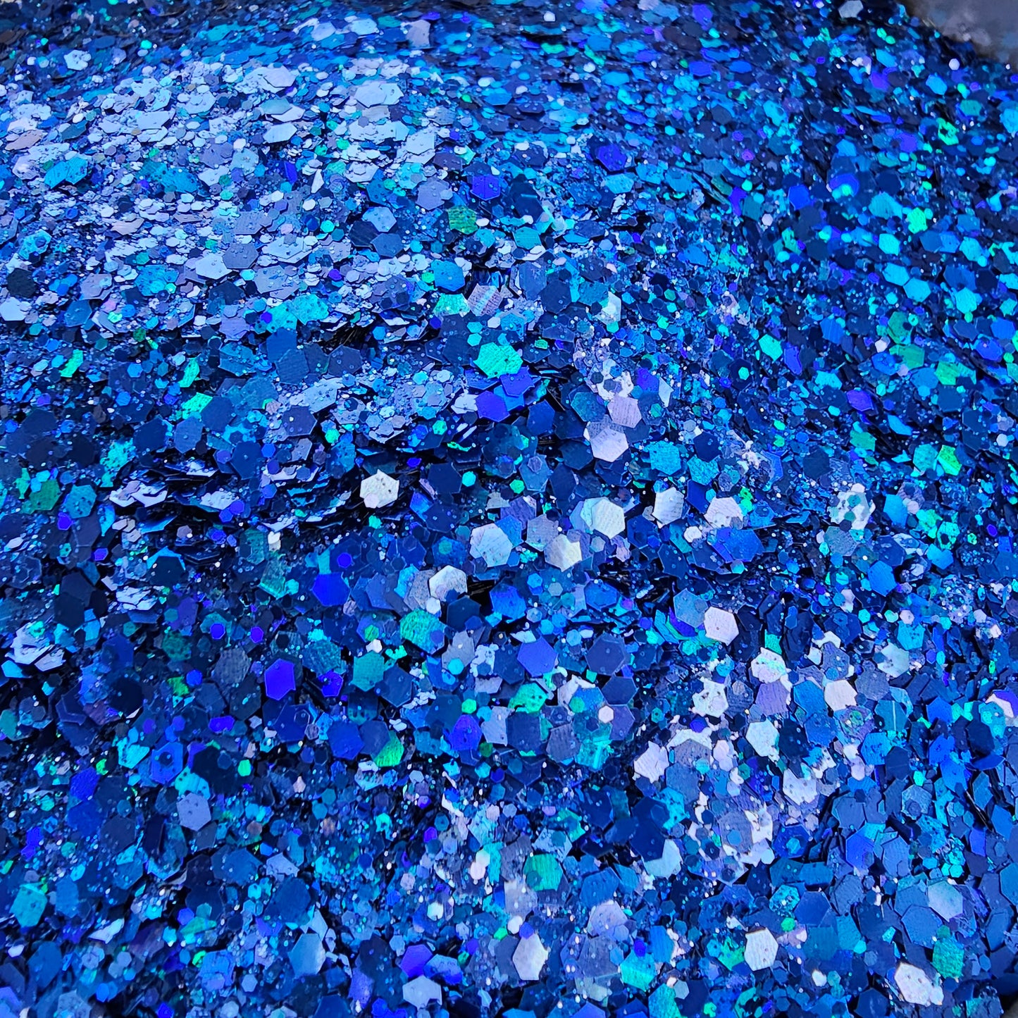 PACIFIC OCEAN / Blue Holographic Chunky Mixed Sized - 20g 50g Bags