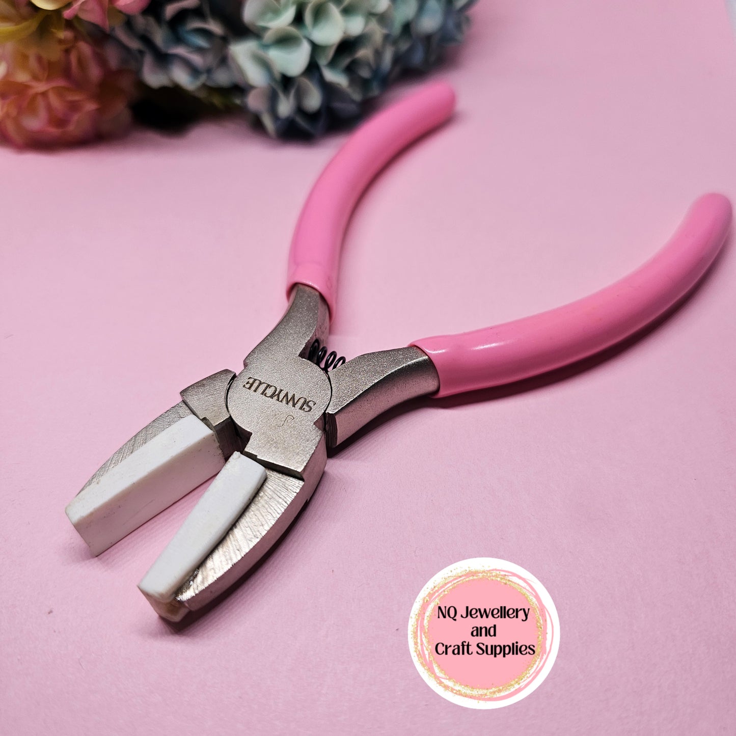 Pliers Flat Nose with Plastic Pad Protection PINK Carbon Steel
