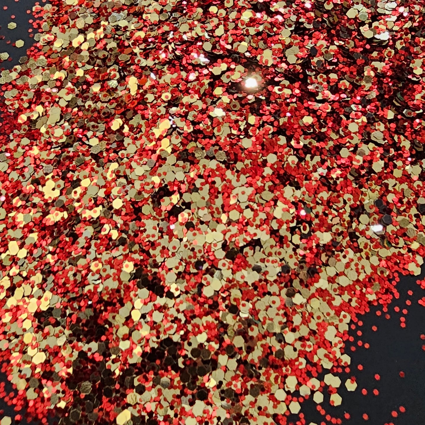 OUTBACK Mixed Sized Red & Gold GLITTER/ DISCONTINUED STOCK SALE 20g 50g 100g
