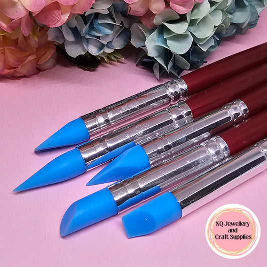 Silicone Tool Set (5pcs)          Wooden Handle - Reusable - Resin Nail Crafts Polymer Clay Cake Decorating Smoothing Set Resin Top Coat