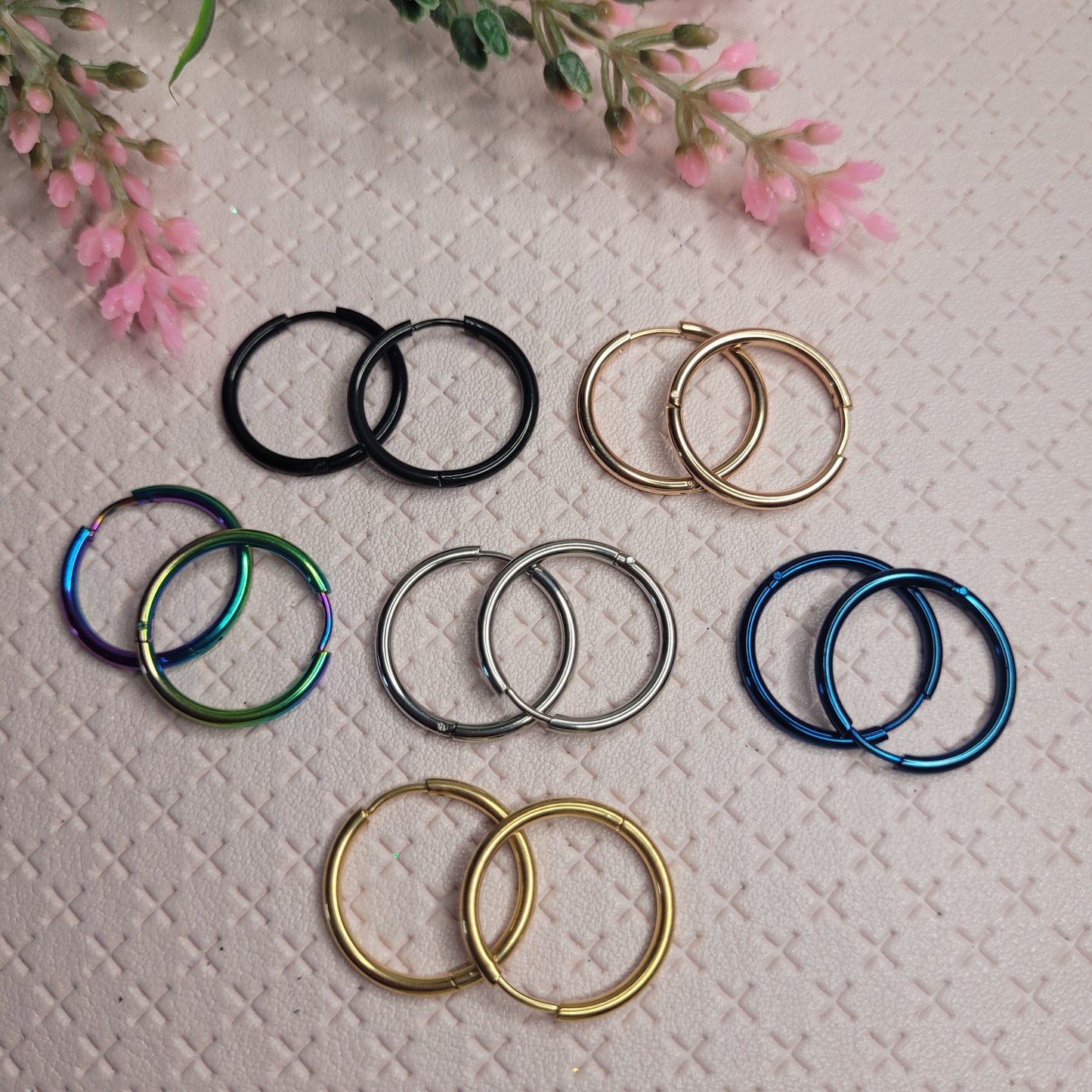 Huggie Hoop Earrings / 2mm thickness / Stainless Steel / 16mm, 18mm & 20mm