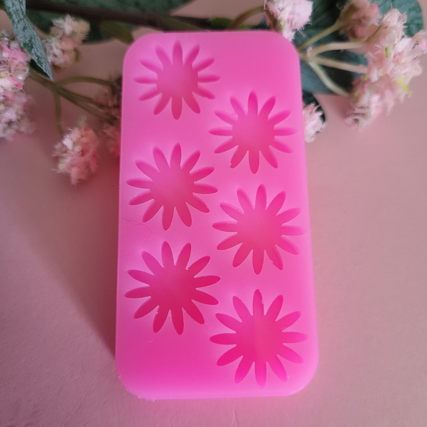 DAISY Earring Mould / 3 PAIRS / Daisy / Daisy Studs / Silicone / Resin Epoxy Casting Mold